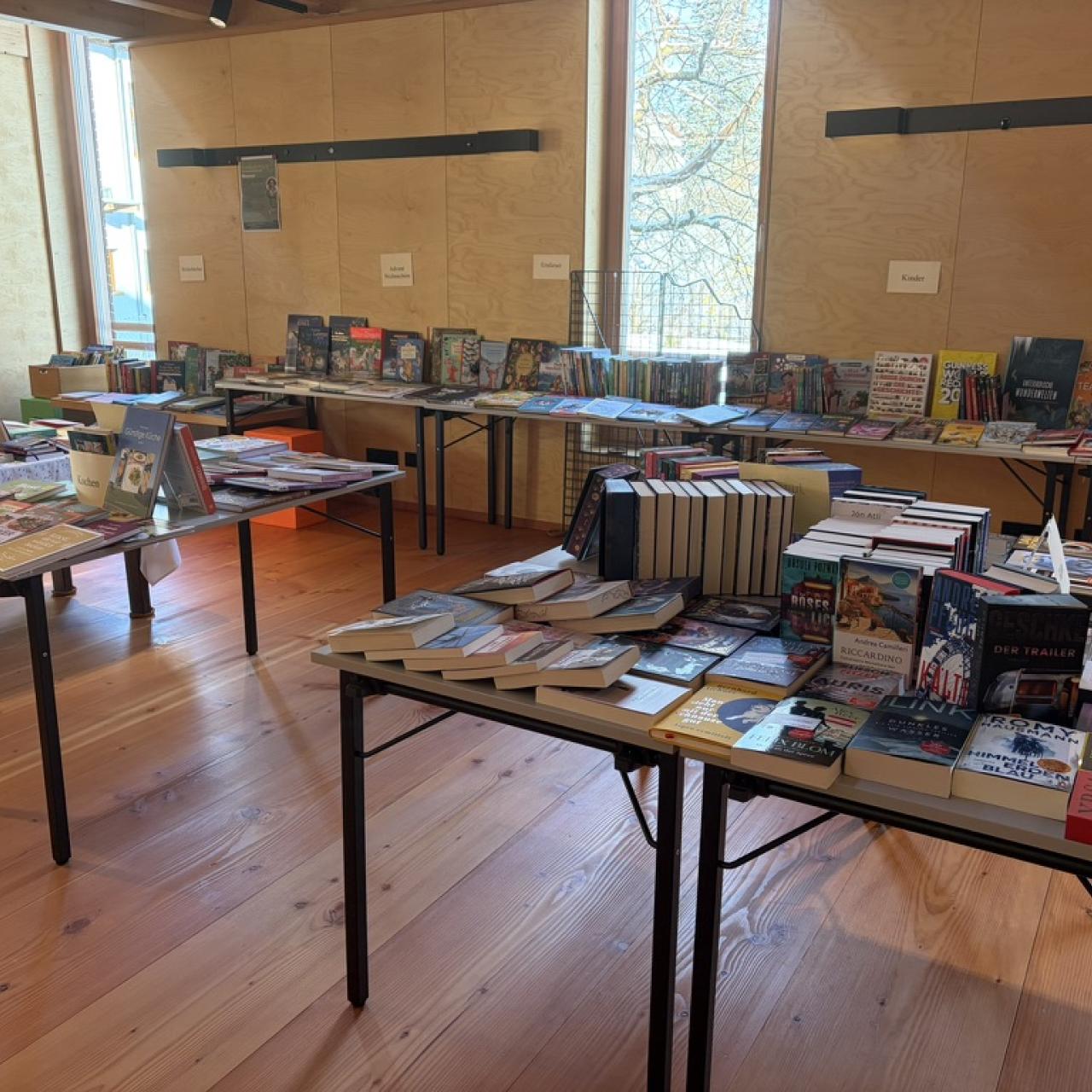 Buchausstellung im Pfarrheim
